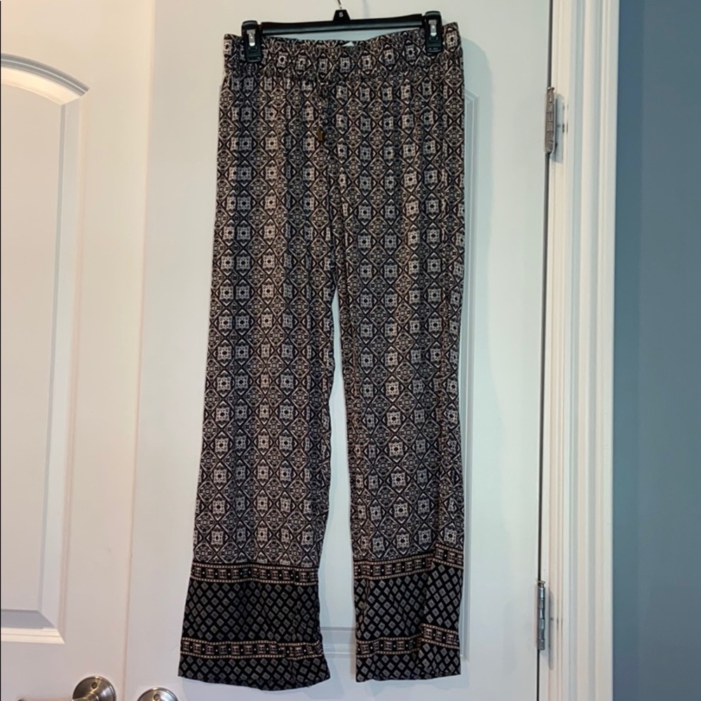 printed flowy pants